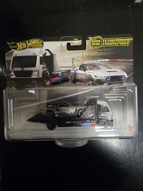 Hot Wheels Team Transport Car & Truck Set - Black and Blue